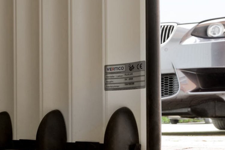 ein rollendes Garagentor